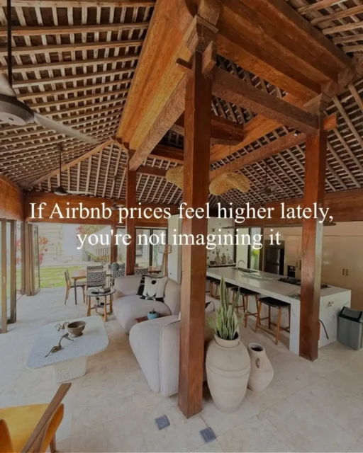 We've heard the same question from many of you lately 🤍Swipe for the honest answer, then come say hi on our website karisavillas.com or send us a message on WhatsApp: +62 8226 6619 592Your stay, directly with our team! 🌺